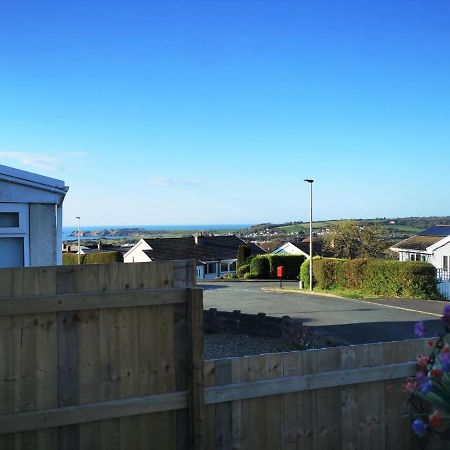 3-Bed 5-6 Berth Modernised Bungalow! Tenby Extérieur photo