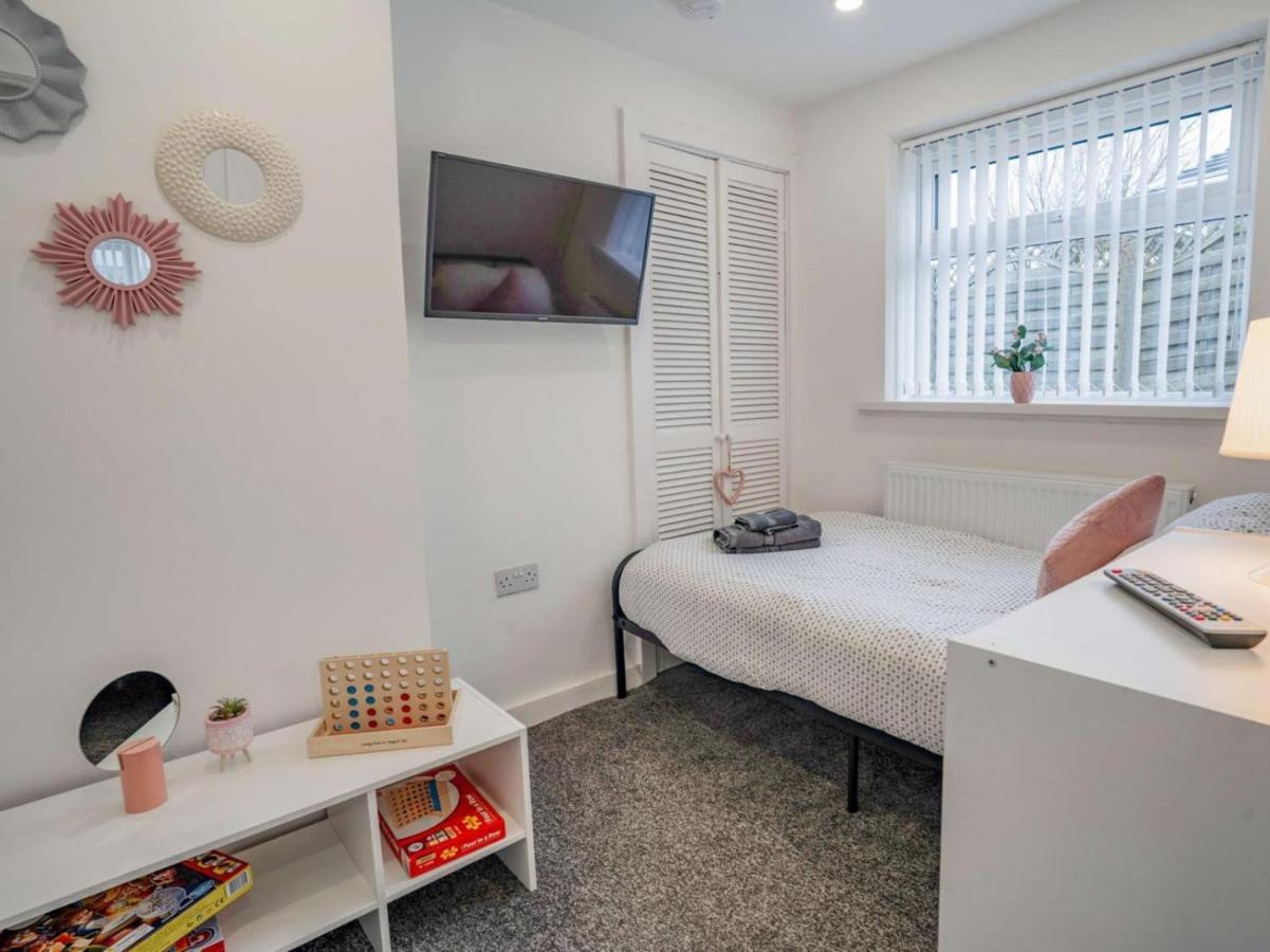 3-Bed 5-6 Berth Modernised Bungalow! Tenby Extérieur photo